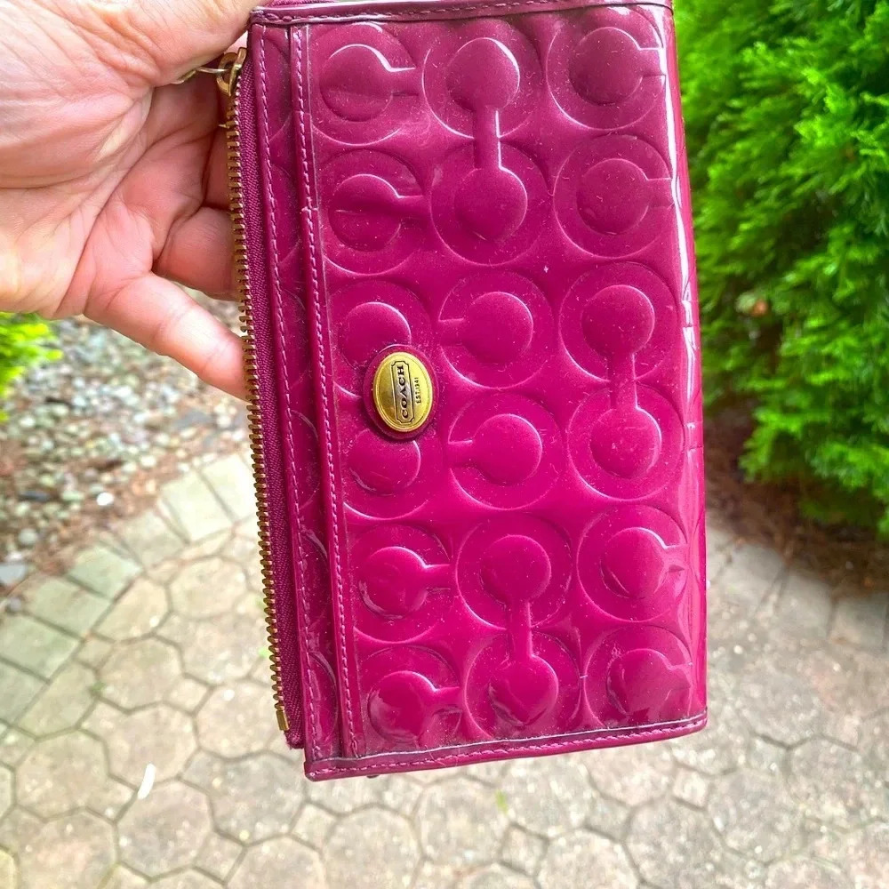 Coach CC Monogrammed Wristlet/Wallet - Picture 3 of 12